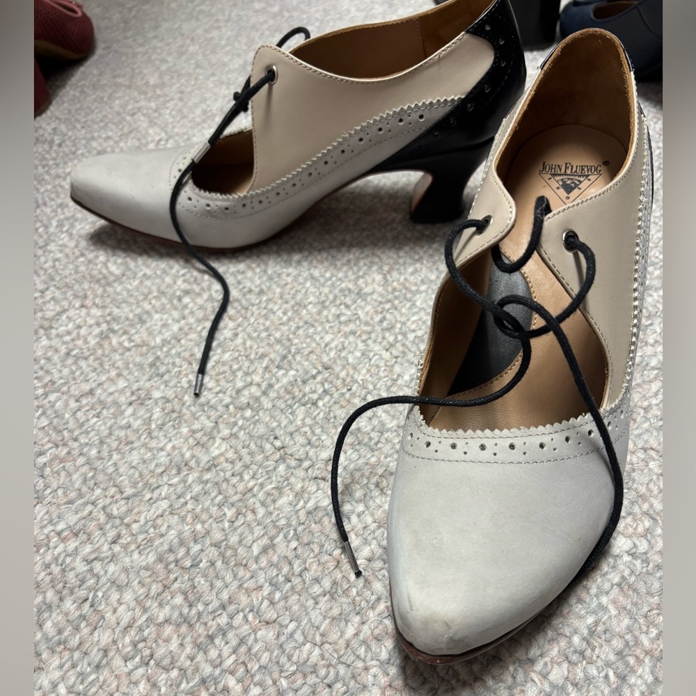 John Fluevog Lyra brogued Two-Tone Lace-Up Women's Shoes